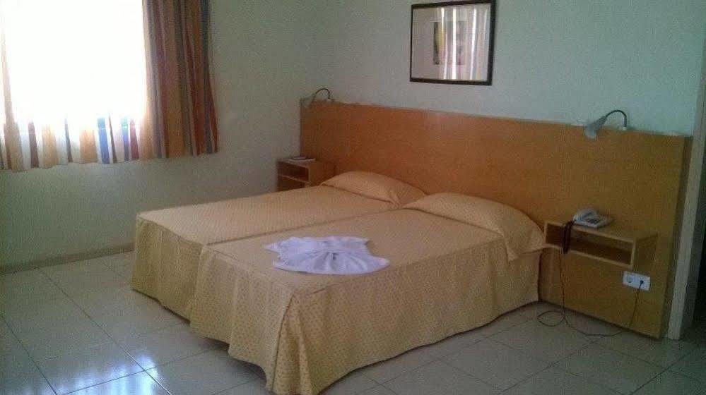 Hotel Roterdao Praia Kültér fotó